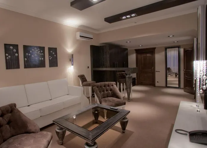 Orly Park-Hotel Київ
